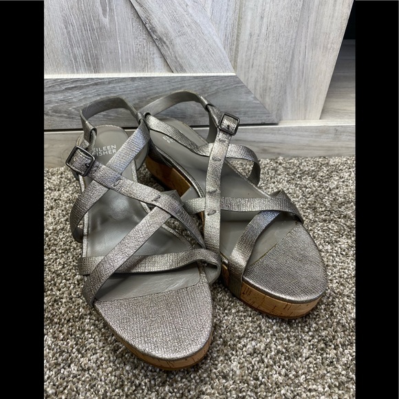 Eileen Fisher “Array” Strappy Cork Wedge Sandal 8 - Picture 4 of 14